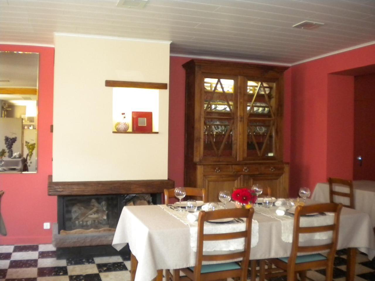 Hotel Le Relais Du Coustoubi Campouriez Eksteriør bilde